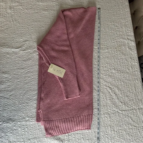 Pink Sweater‎ - Lightweight - Picture 10 of 11